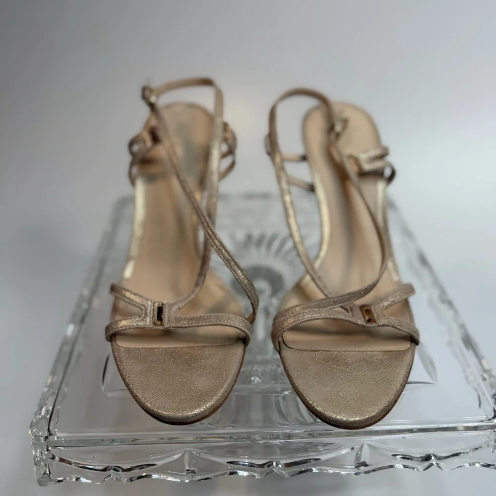 Pelle Moda IVA-S15 Evening Open Strappy Heel in Platinum - size 9- new in box